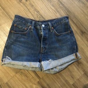 Levi’s 501 Jean shorts 27W